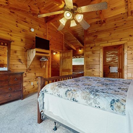 Do Not Disturb Villa Gatlinburg Exterior photo